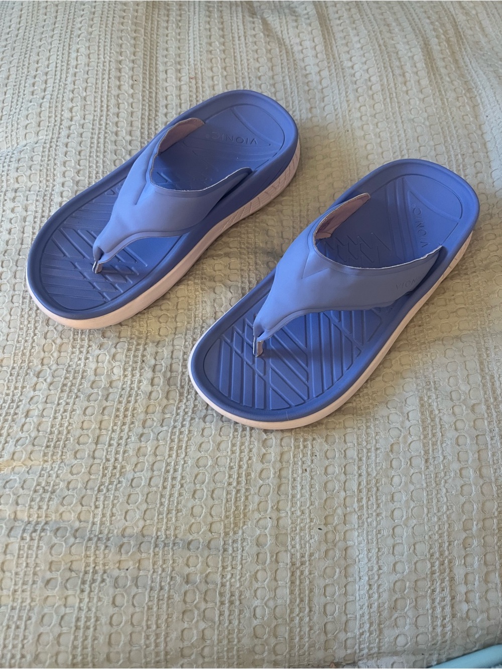 Vionic Restore Recovery Sandals Unisex Supportive Toe Arch Support Sz W7